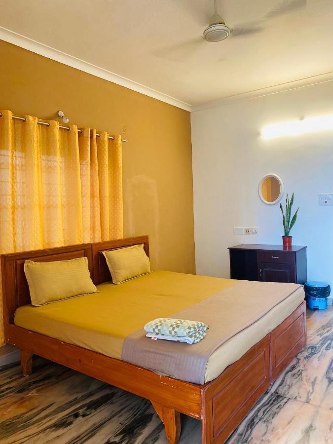 Hellovarkala Beach Resort Luaran gambar