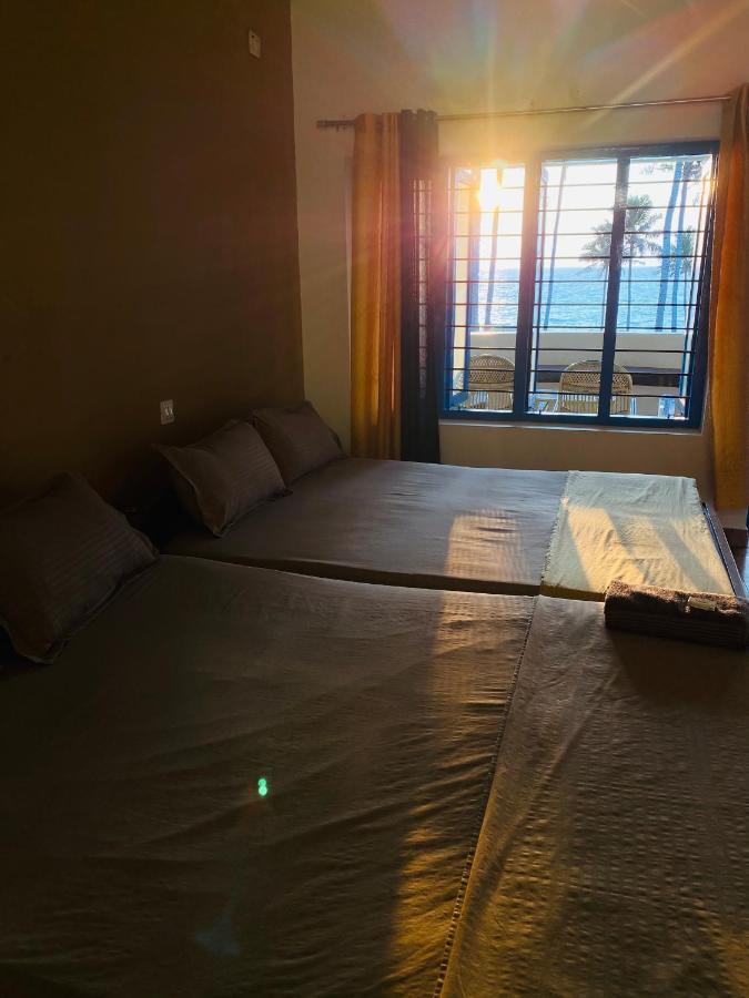 Hellovarkala Beach Resort Luaran gambar
